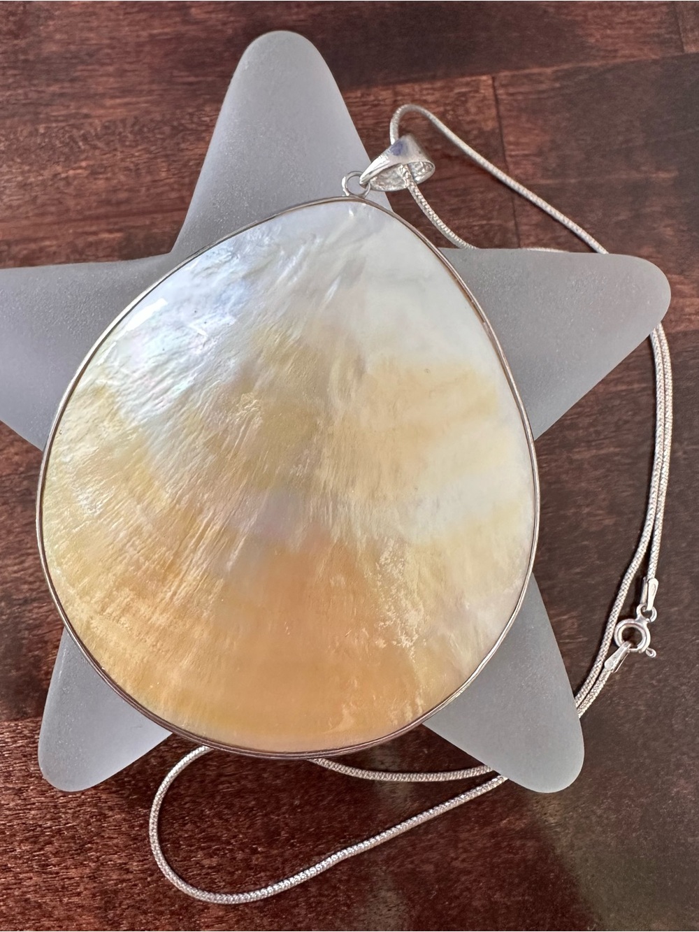 Sterling silver and shell pendant & necklace, 16in